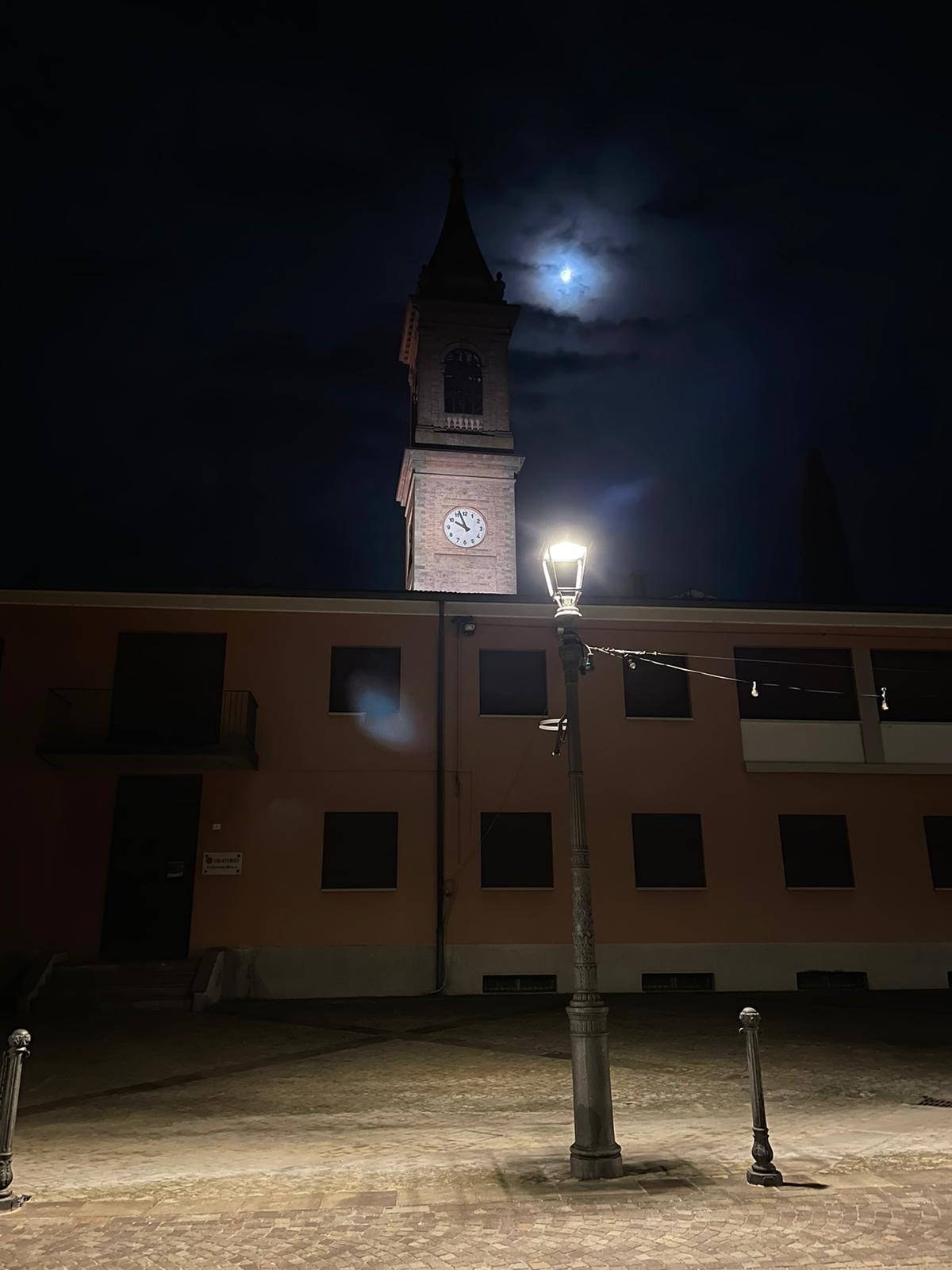 Campanile di notte